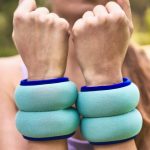 does-adding-wrist-weights-to-your-walk-really-give-you-a-better-workout?